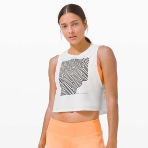 Lululemon Cut Back Crop Tank SeaWheeze size 6